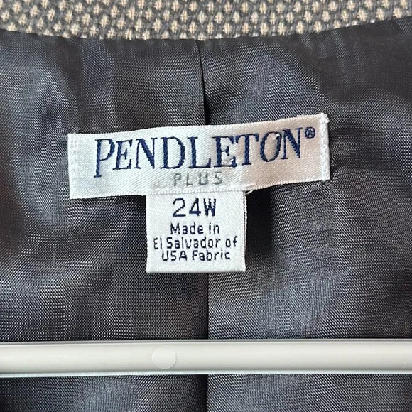 NWT Women’s Pendleton Plus Virgin Wool Tweed Button Jacket Blazer Brown 24W