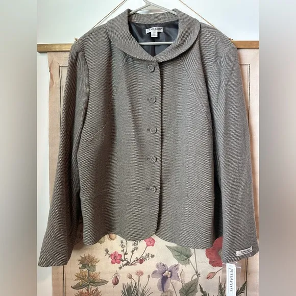 NWT Women’s Pendleton Plus Virgin Wool Tweed Button Jacket Blazer Brown 24W