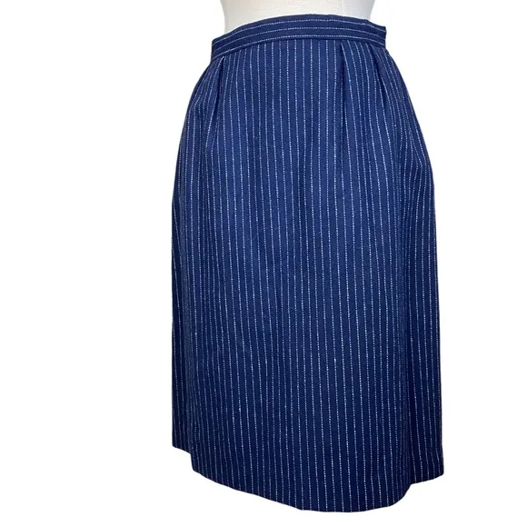 Oscar De La Renta 2 PC Suit Jacket Skirt Pinstriped Acrylic Wool Vintage Sz 12