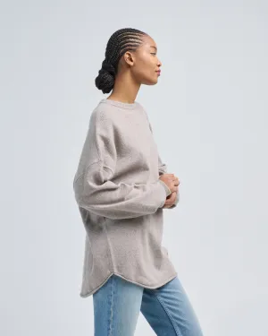 oversized curve hem sweater