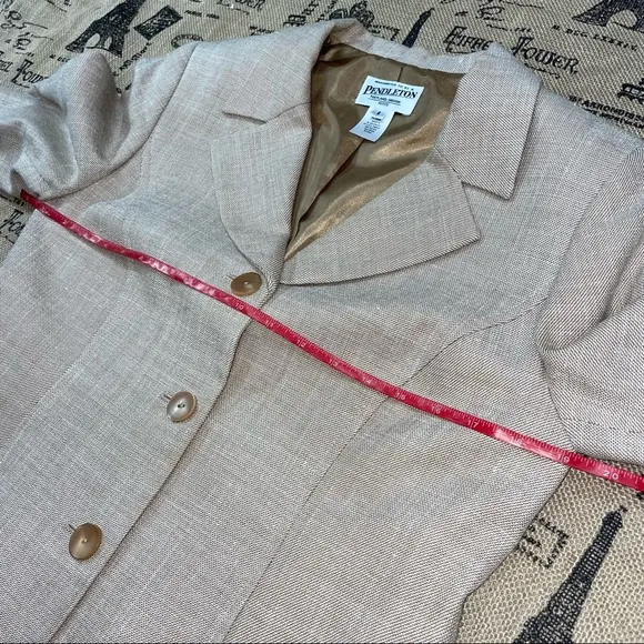 Pendleton Petite Beige/Brown Tweed Button Down Blazer Size 8 Excellent Condition