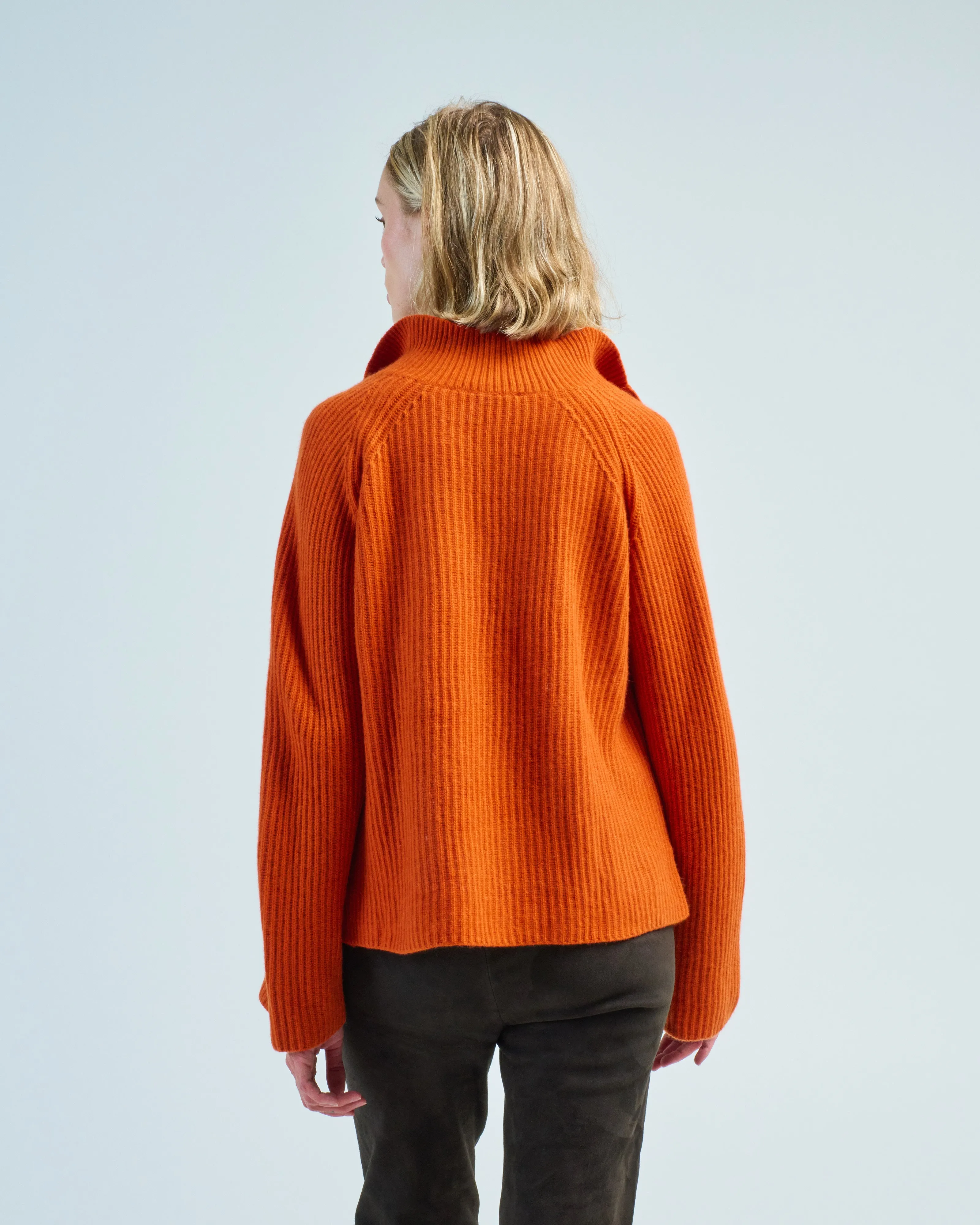 polo collar v-veck ribbed sweater