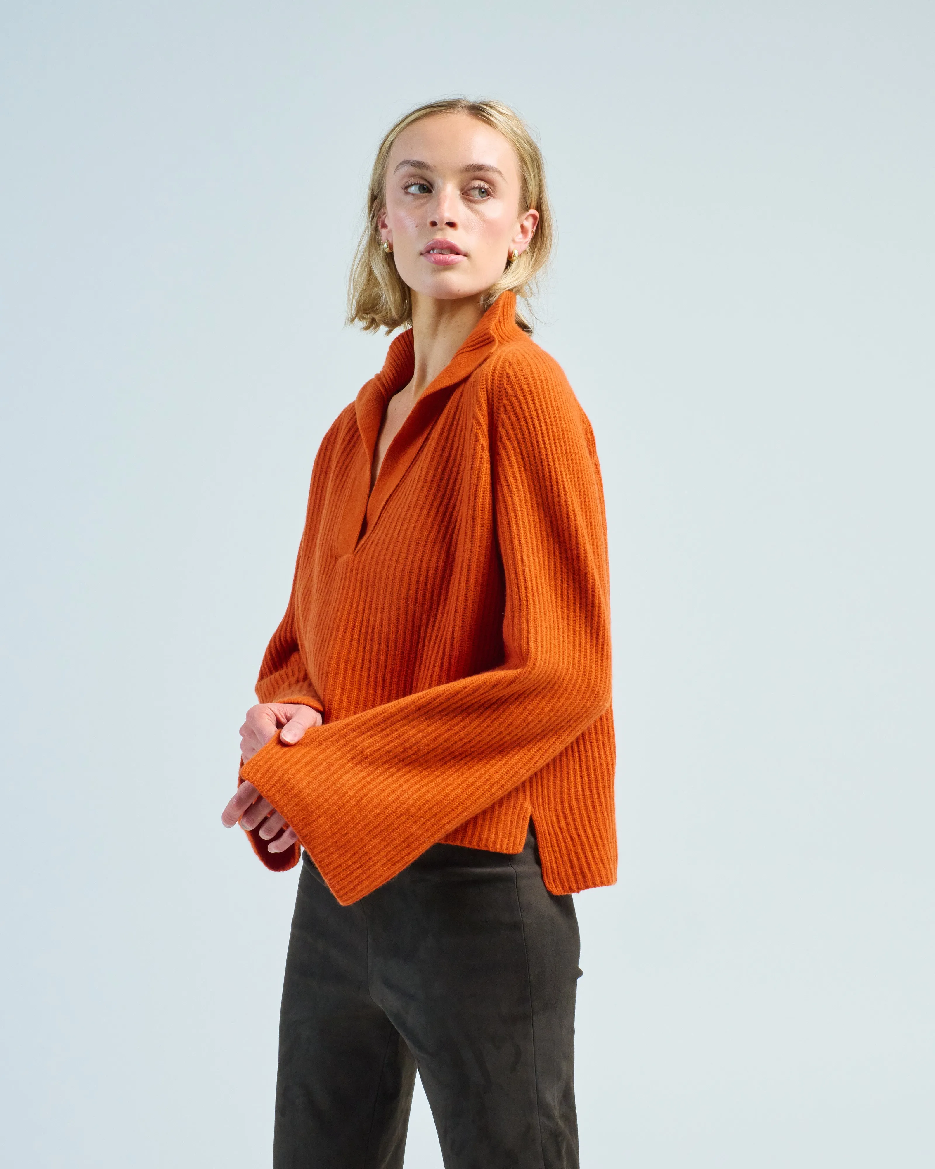 polo collar v-veck ribbed sweater