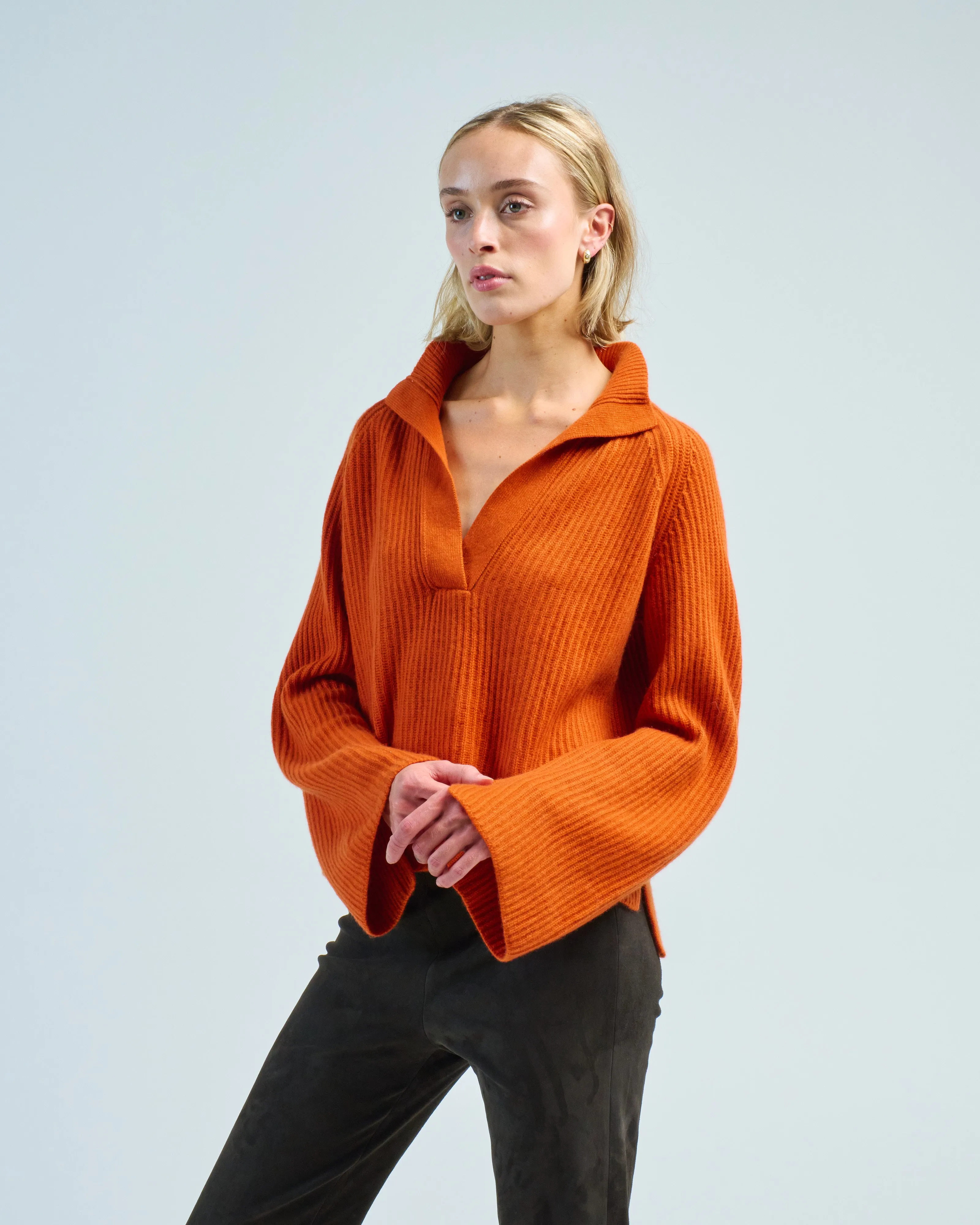polo collar v-veck ribbed sweater