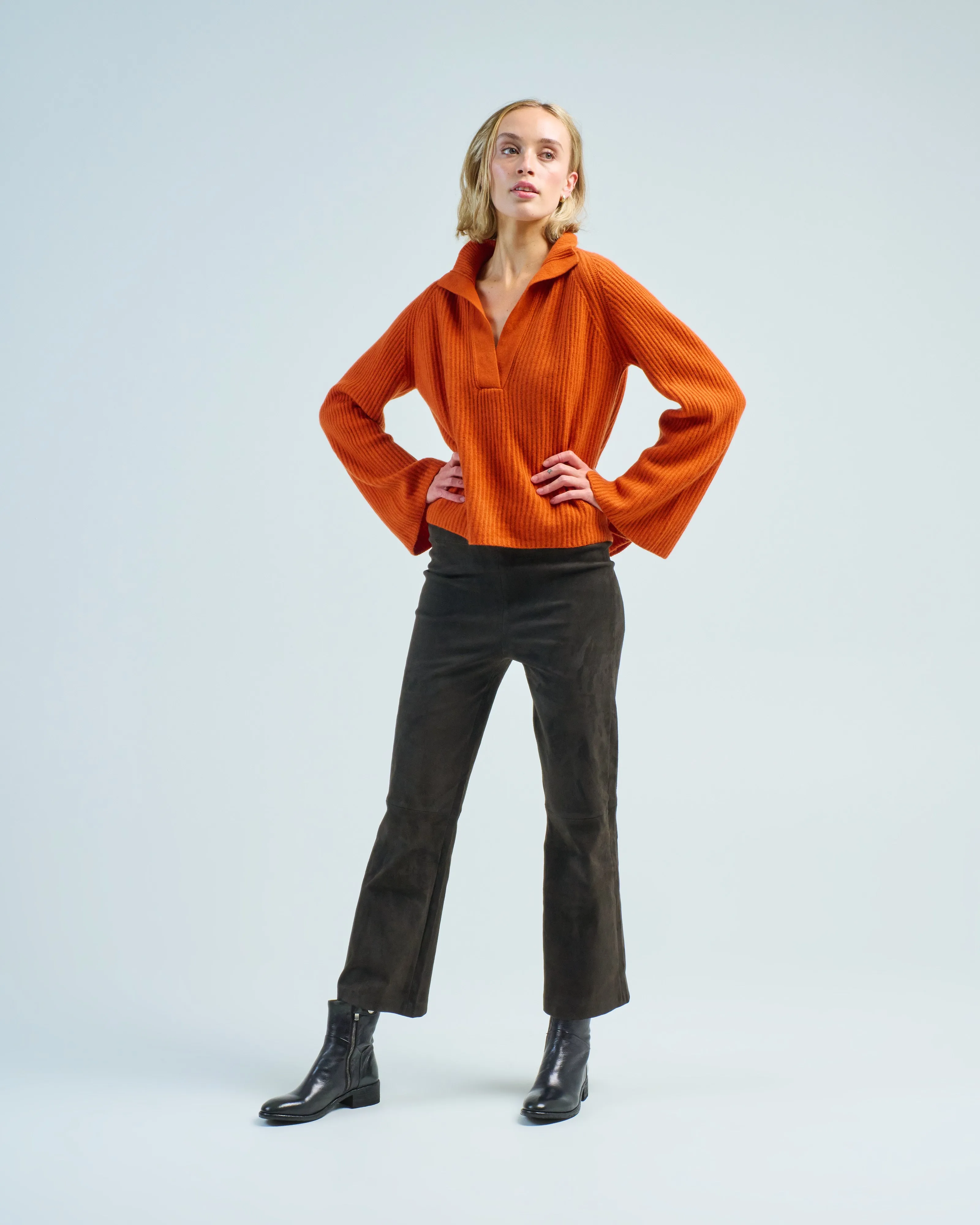 polo collar v-veck ribbed sweater