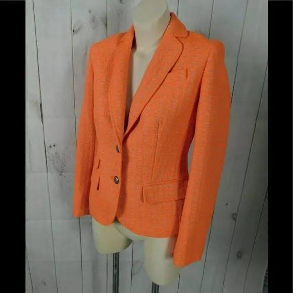 QMack woman blazer