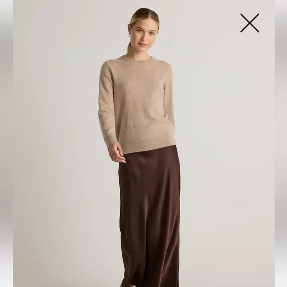 Quince 100% Mongolian cashmere tan oatmeal crew neck long sleeve sweater