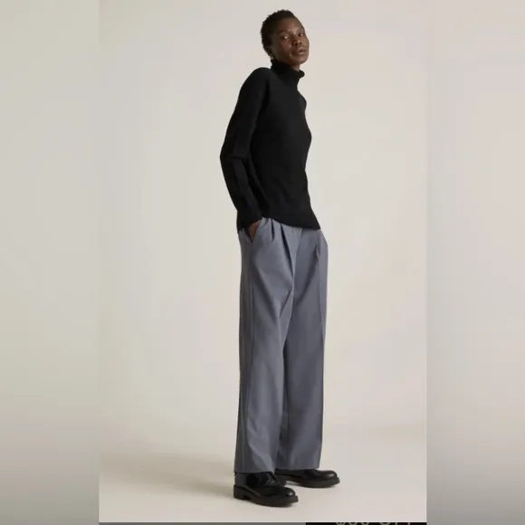 Quince Mongolian Cashmere Turtleneck Sweater