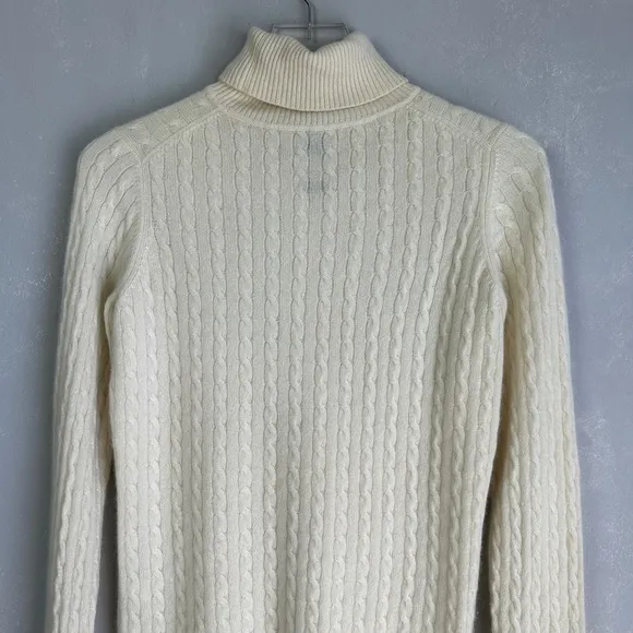 R. Derwin women's size S turtle neck cable knit sweater 2 ply cashmere ivory  Ge