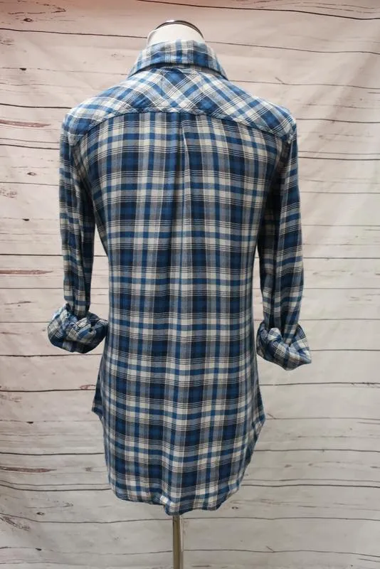 Rails Hunter Plaid Shirt Blue/White Rayon Size Extra Small Long Sleeve Shirt