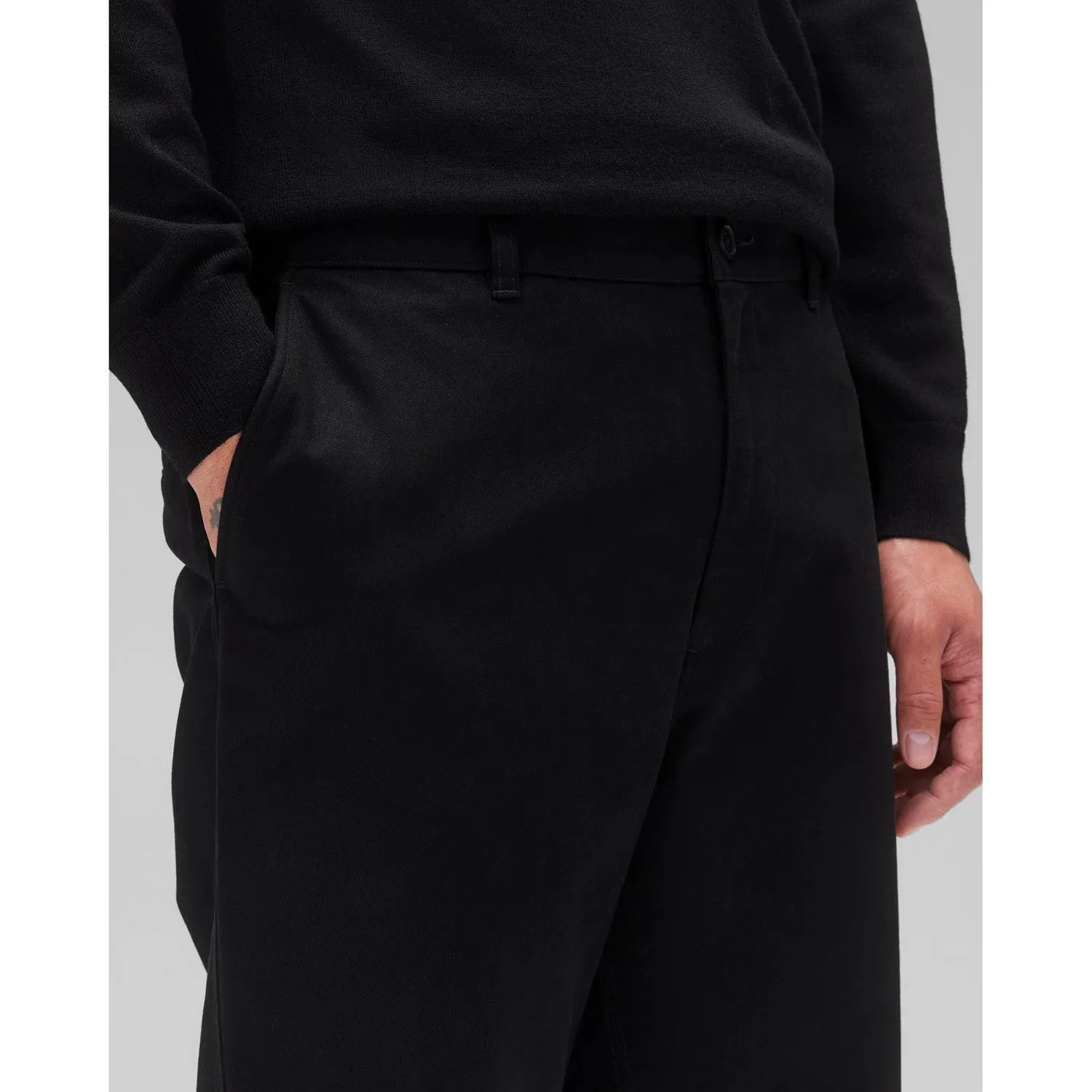 Reigning Champ Men Woven Cotton Chino Ivy Pant Black