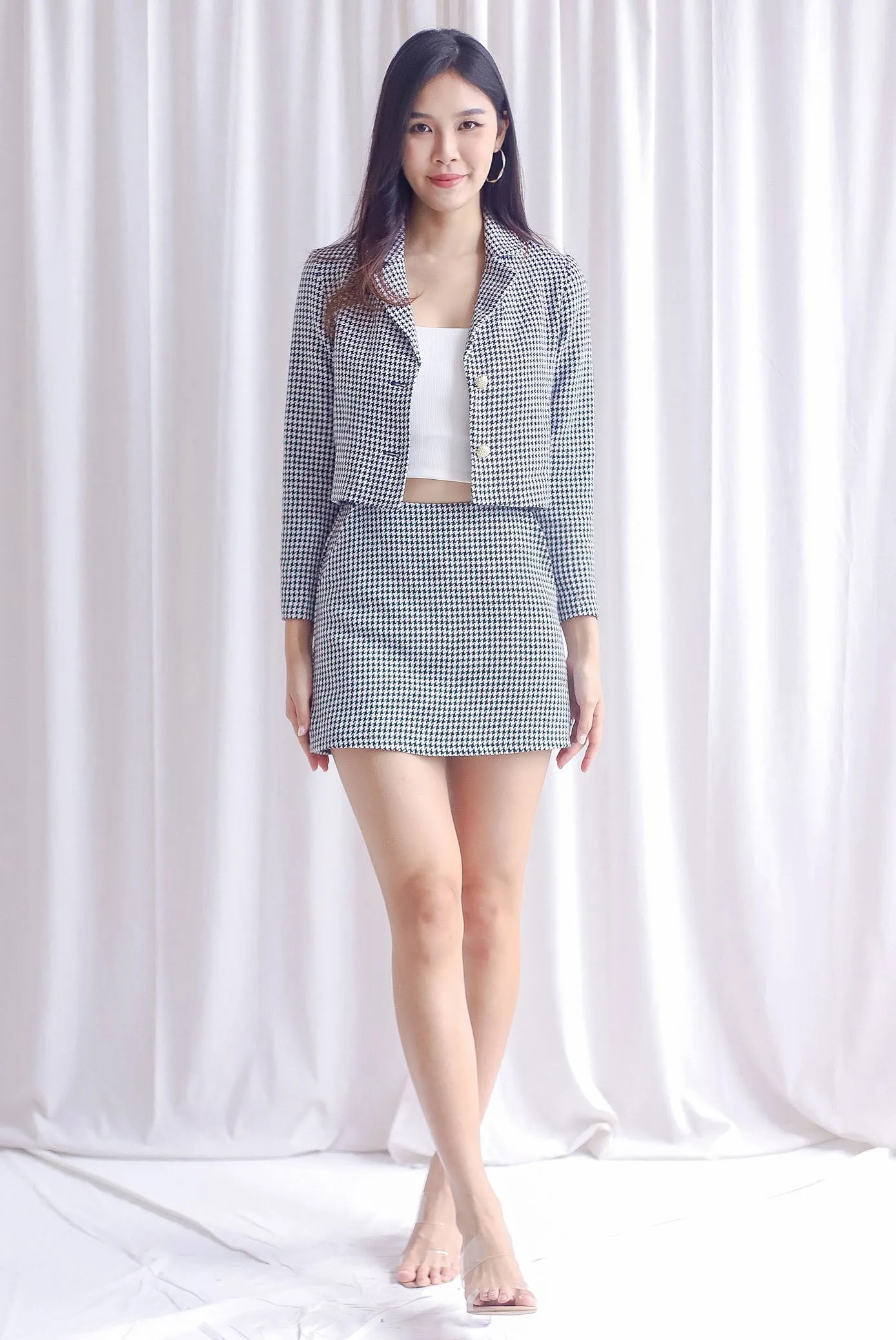 Smith Tweed Crop Blazer In Houndstooth