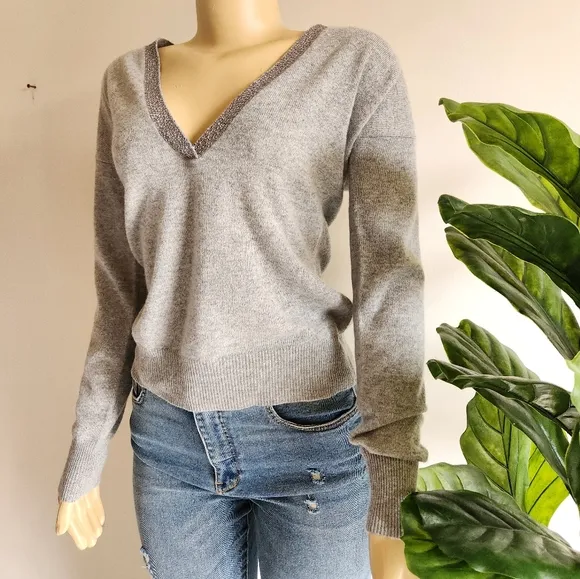 Sofia Cashmere Neiman Marcus Diamond V Neck Sweater Gray Color Size S Women