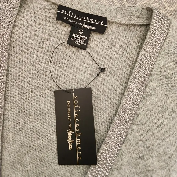 Sofia Cashmere Neiman Marcus Diamond V Neck Sweater Gray Color Size S Women