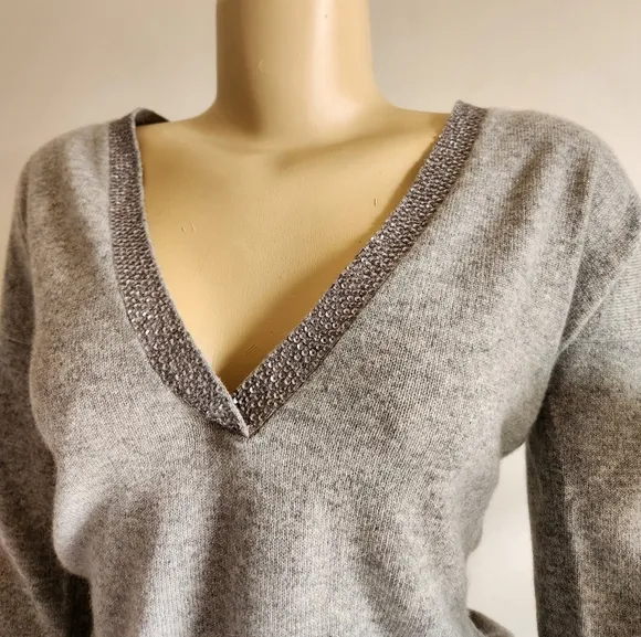 Sofia Cashmere Neiman Marcus Diamond V Neck Sweater Gray Color Size S Women