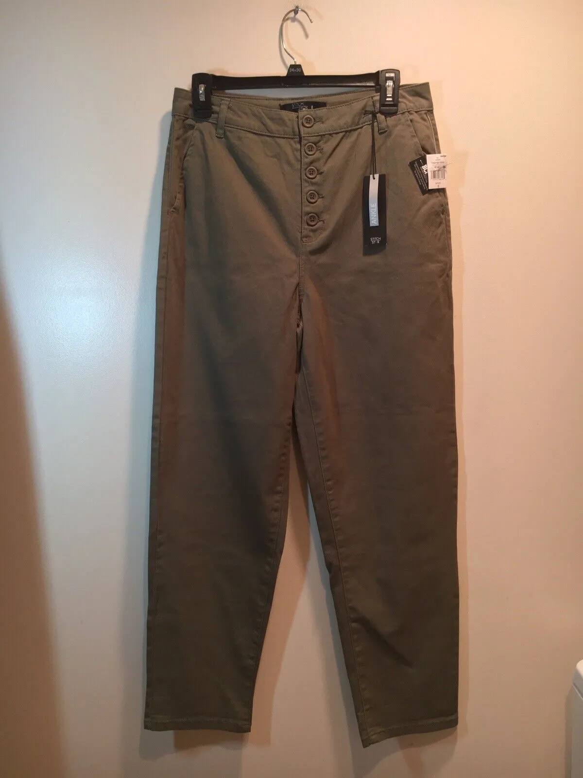 Stitch Star Women’s  Button Fly Chino Pants Black