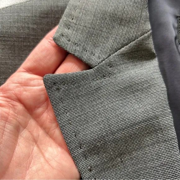 Talbots Two Button Notched Collar Wool Blend Gray White Career NWT Blazer size 8