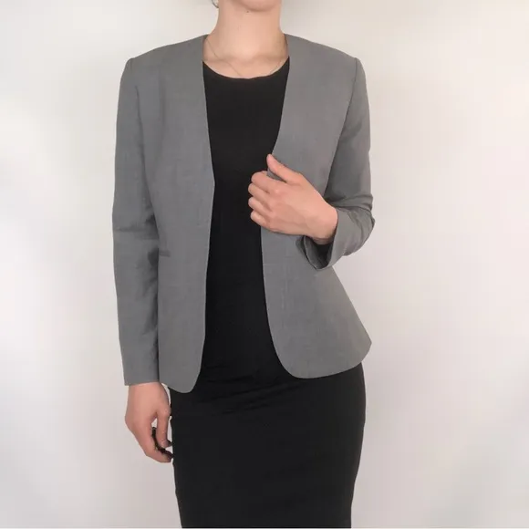 Theory Lindrayia Blazer in Good Wool Open Front
