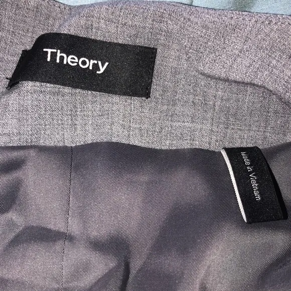 Theory Lindrayia Blazer in Good Wool Open Front