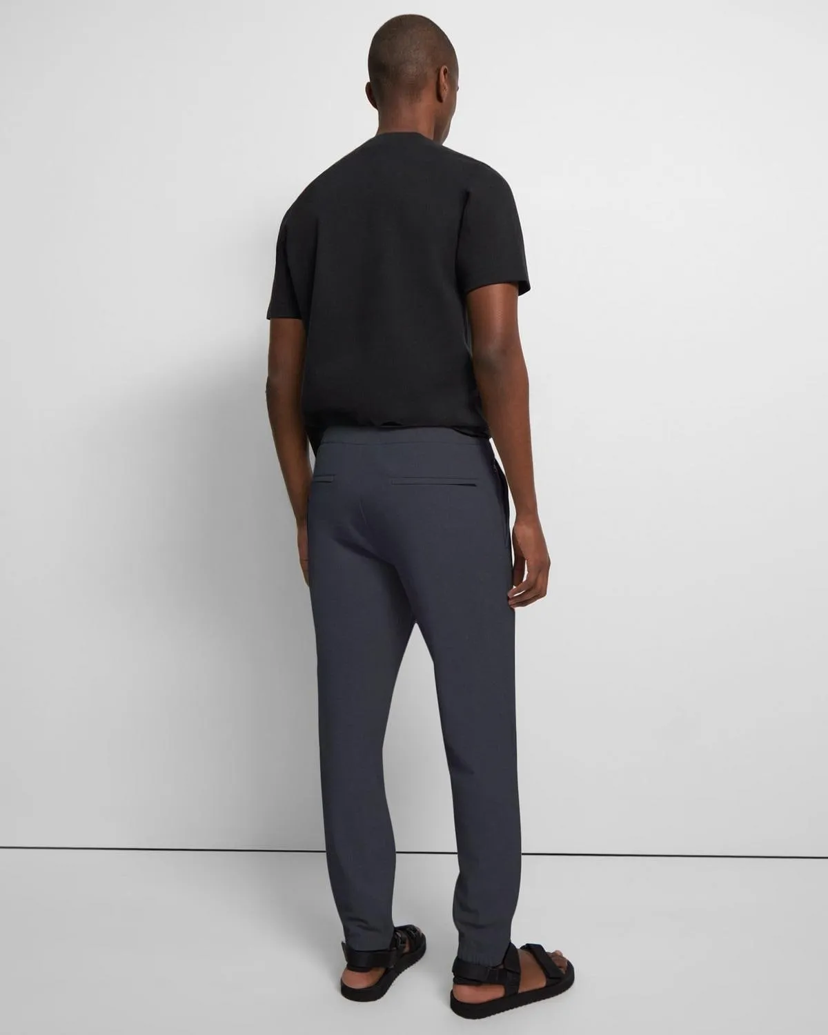Theory Terrance Jogger in Precision Ponte - Basalt