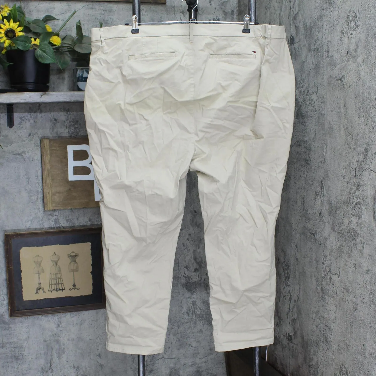Tommy Hilfiger Womens Plus Size Hampton Chino Pants W7RK0035 Khaki Brown 24W