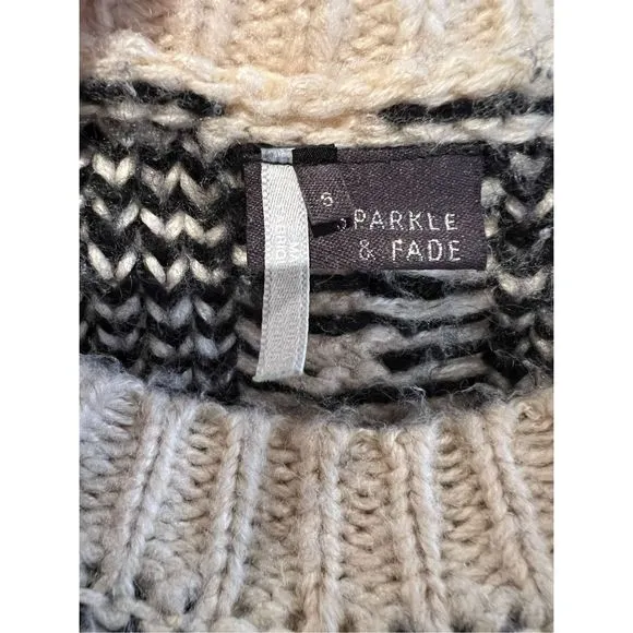 Urban Outfitters Sparkle &amp; Fade Chunky Cable Knit Sweater Cream &amp; Black