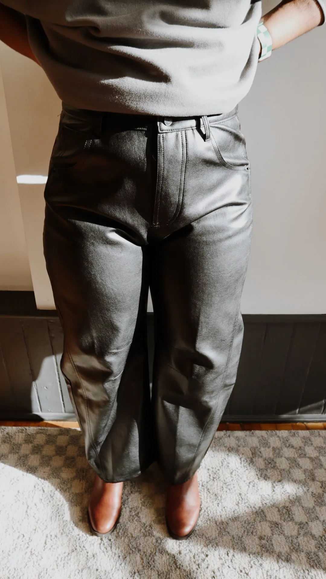 Vegan Leather Barrel Pant
