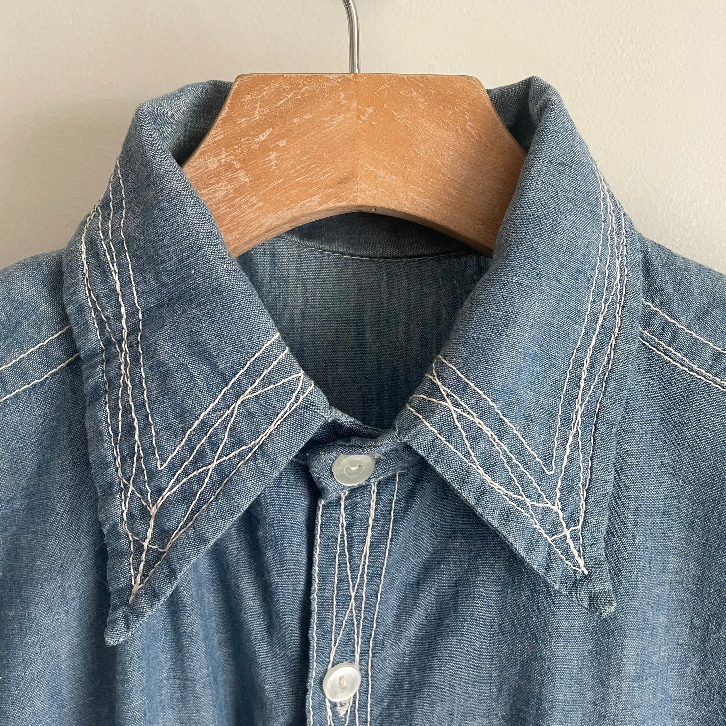 Vintage 50s 60s Embroidered Chambray Guayabera Chore Shirt