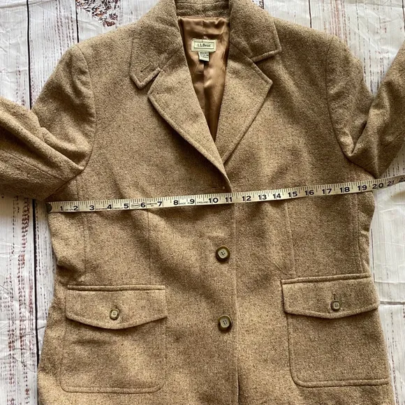 Vintage LL Bean medium wool silk tan tweed blazer