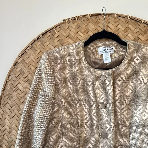 VINTAGE PENDLETON 100% VIRGIN WOOL KNIT TWEED DIAMOND PATTERN COLLARLESS…