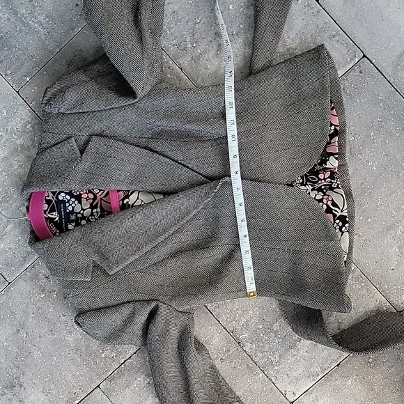 Wool Herringbone Tweed Blazer Sz 0P Beautiful Lining With Belt