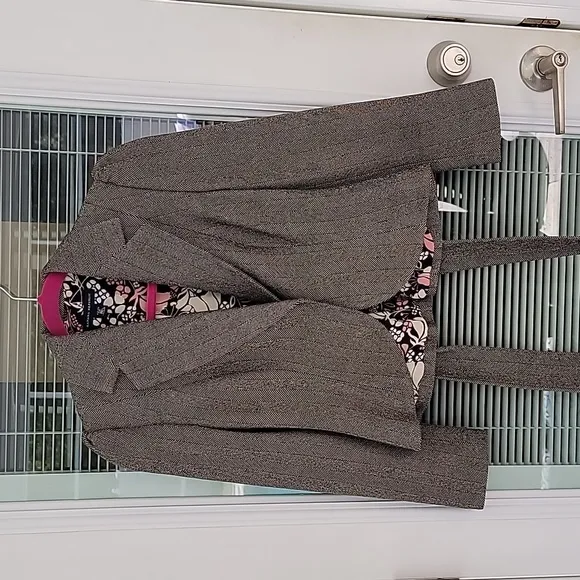 Wool Herringbone Tweed Blazer Sz 0P Beautiful Lining With Belt