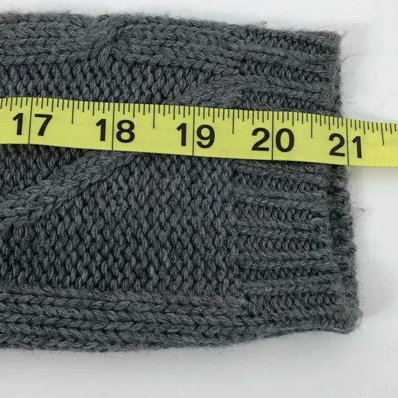 Yumi Gray Cable Knit Pom Wool Blend Sweater  NWT M