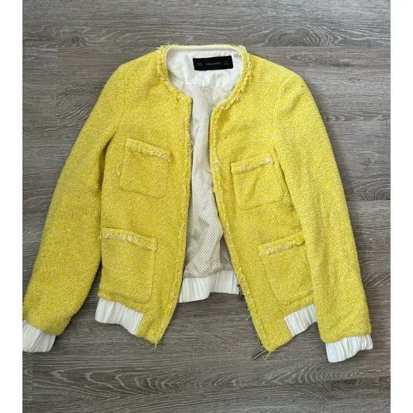 Zara EUC Yellow Tweed Boucle Bomber Jacket Blazer Size XS Bloggers Favorite