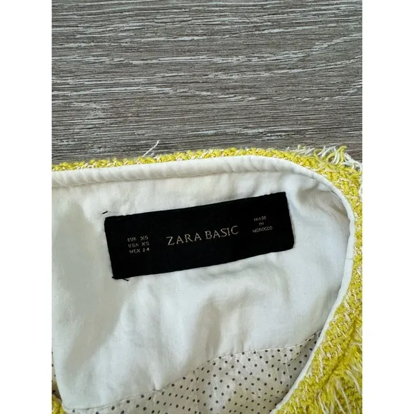 Zara EUC Yellow Tweed Boucle Bomber Jacket Blazer Size XS Bloggers Favorite