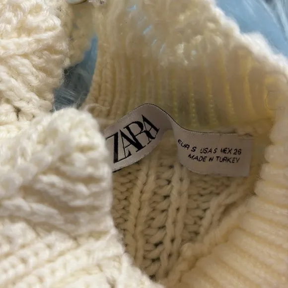 Zara Ivory Cable Knit Pom Pom Wool Blend Peplum Sweater sz S