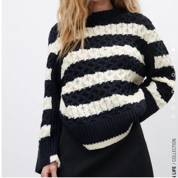 Zara Striped Cable Knit Sweater Fit loose
