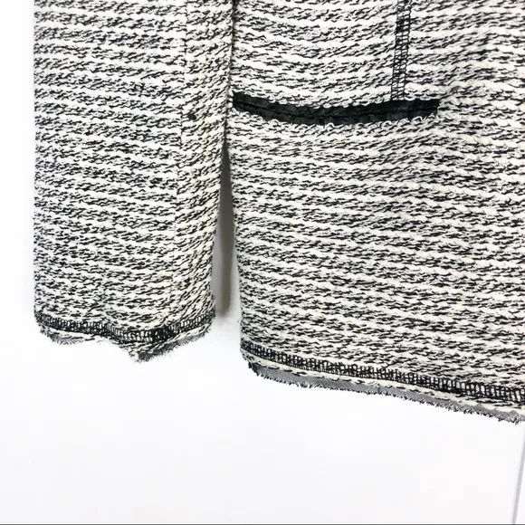 Zara woman tweed blazer with red stone collar
